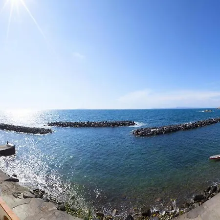 - Del Sole Villa Massa Lubrense